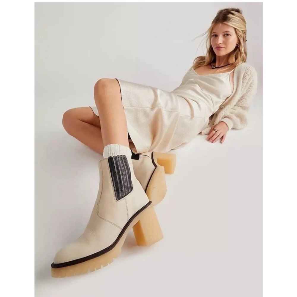 Free People James Chelsea Boots